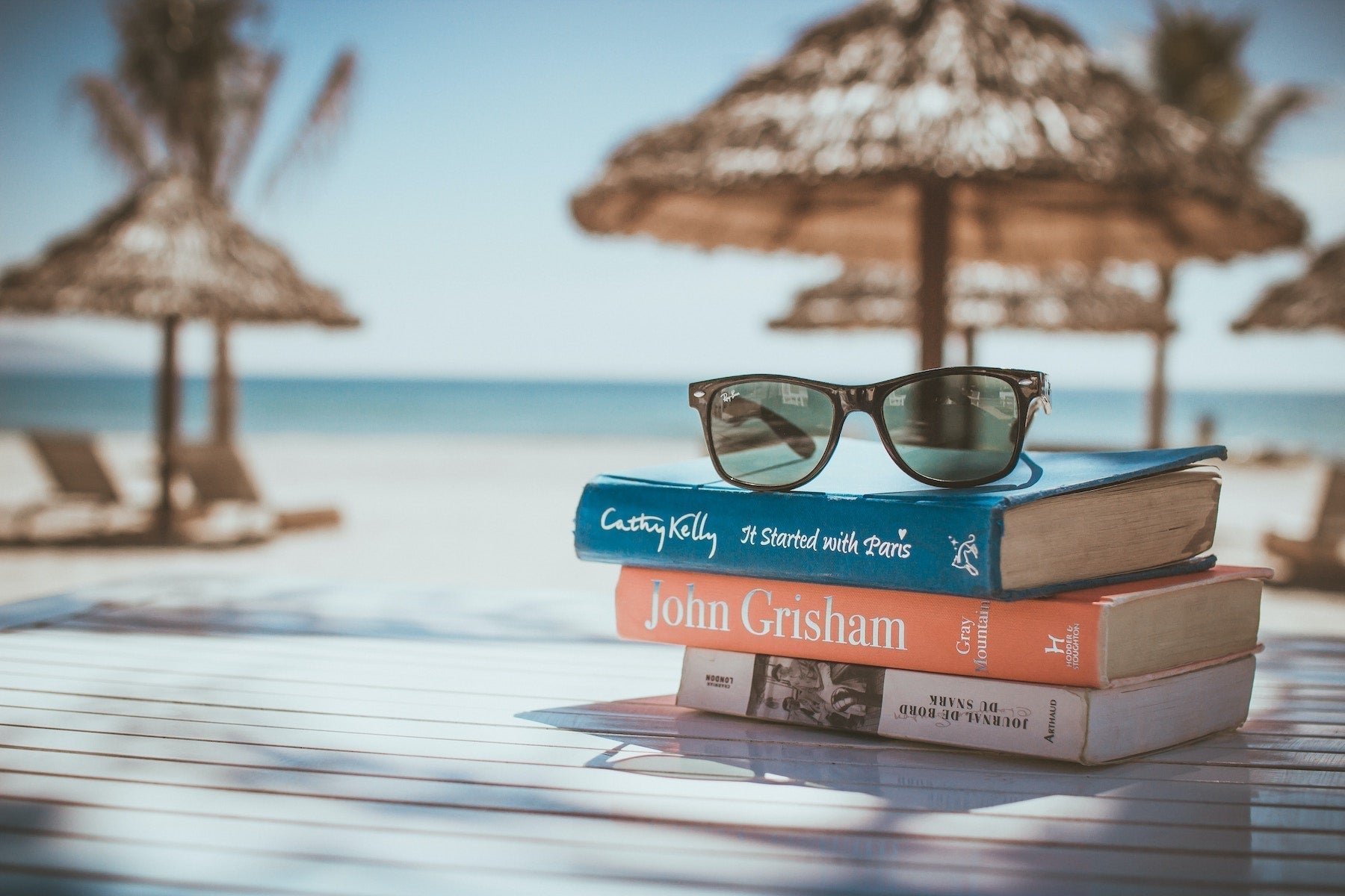 Get Your Beach Read On With These 7 Summer Reading Challenges - Antsy Labs